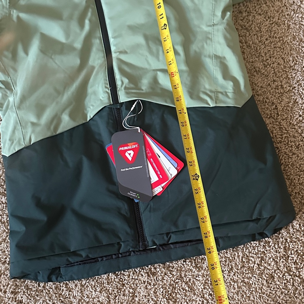 Helly Hansen Kids' Two-Tone Green Ski Coat - Picture 3 of 6